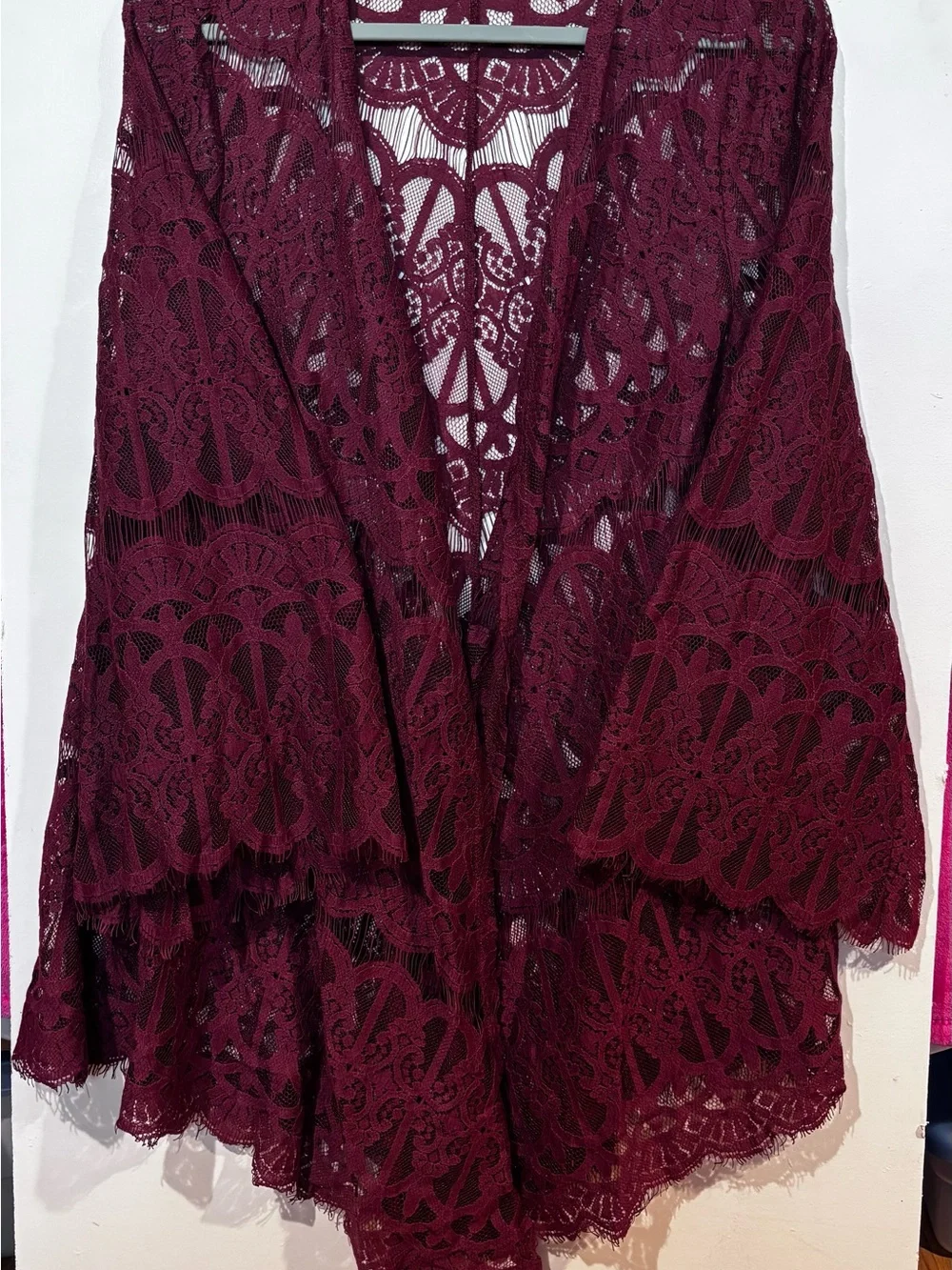 Lace Open -Front Tunic Cardigan in Burgundy